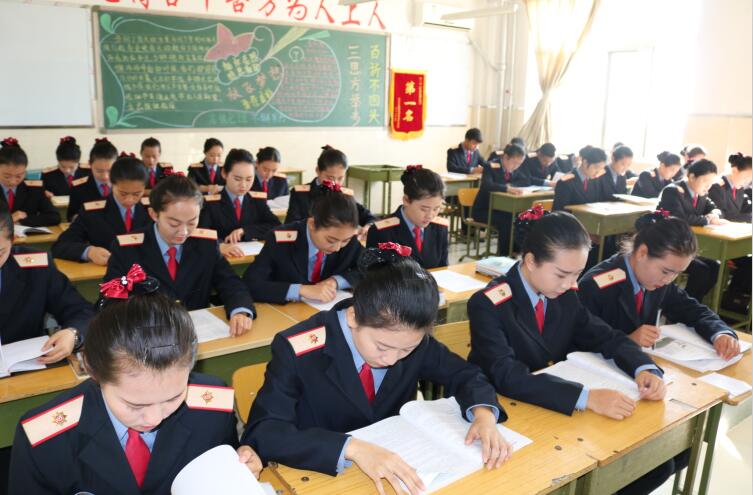 北京中企潤林控股集團高鐵學院招生要求高嗎? 北京中企潤林控股集團高鐵學院招生要求高嗎?