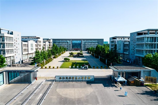 洛陽(yáng)鐵路信息工程學(xué)校機(jī)車校區(qū)怎么樣? 洛陽(yáng)鐵路信息工程學(xué)校機(jī)車校區(qū)怎么樣?